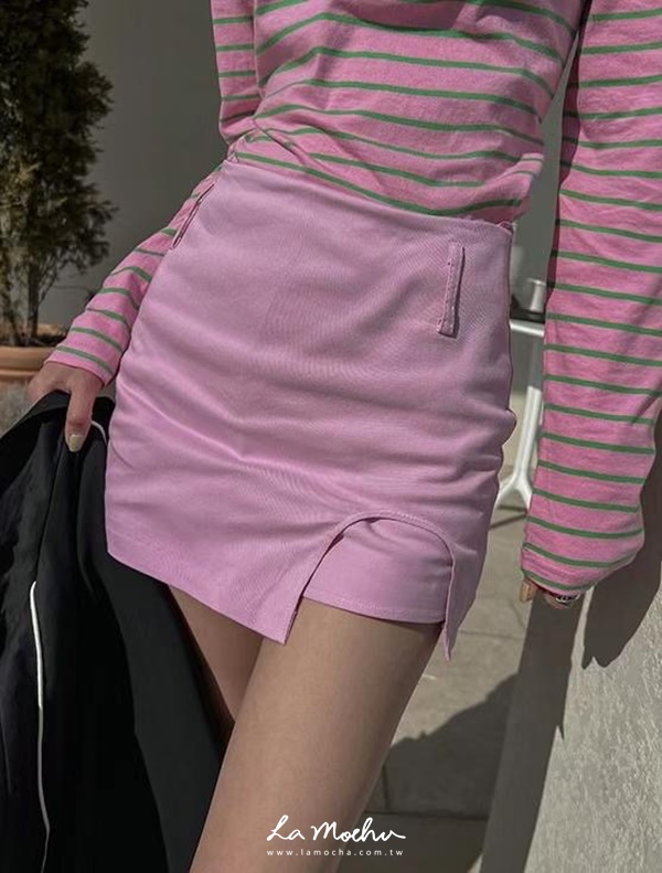 辣妹側開衩短裙
